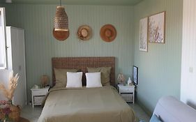 Studio indépendant dans maison individuelle